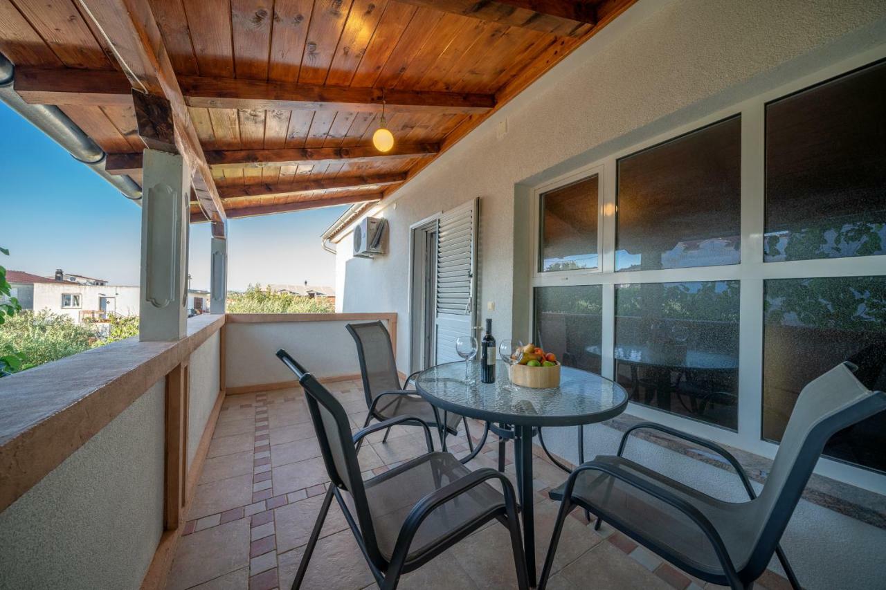 Apartmani Pataca Vodice Exterior photo