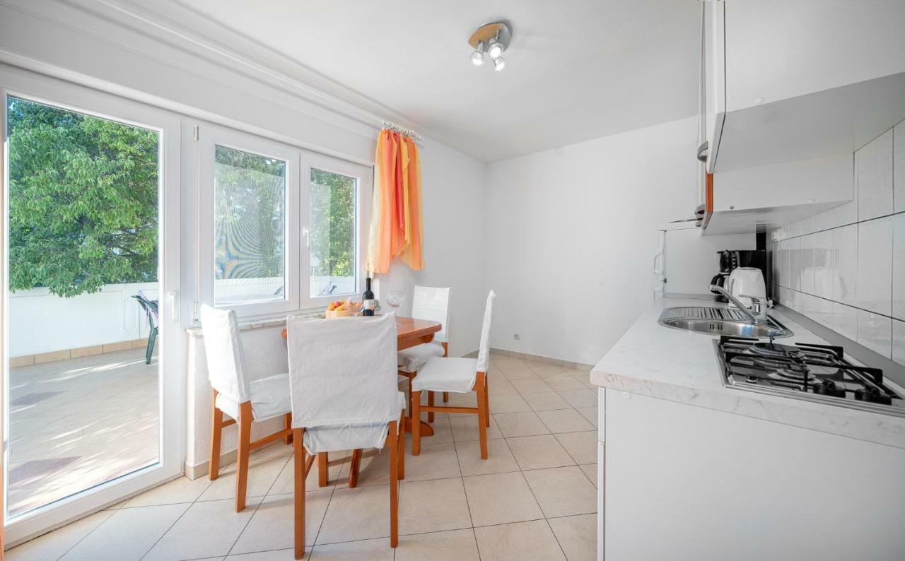 Apartmani Pataca Vodice Exterior photo